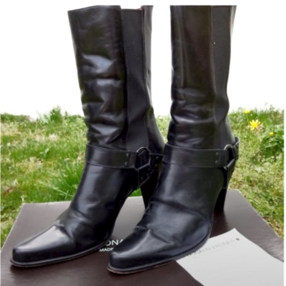Donald J. Pliner Black Ankle Boots - Picture 1 of 8